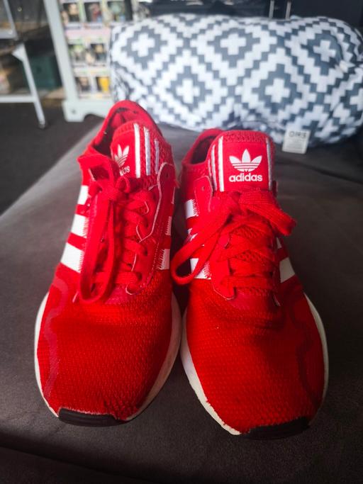  — OLDER BOYS ADIDAS TRAINERS
