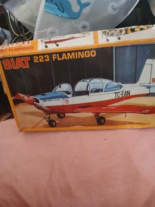  — siat 223 flamingo