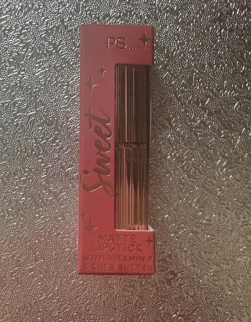  — Brand new lipstick