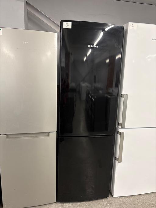  — (194) BOSCH 60/40 FROST FREE FRIDGE FREEZER