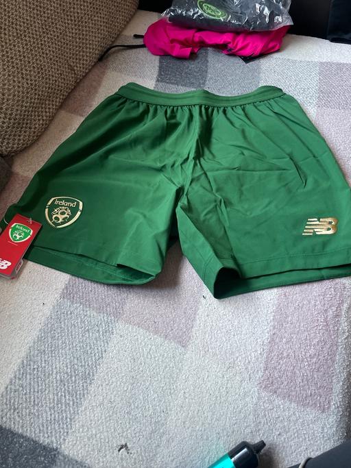  — Ireland shorts size small