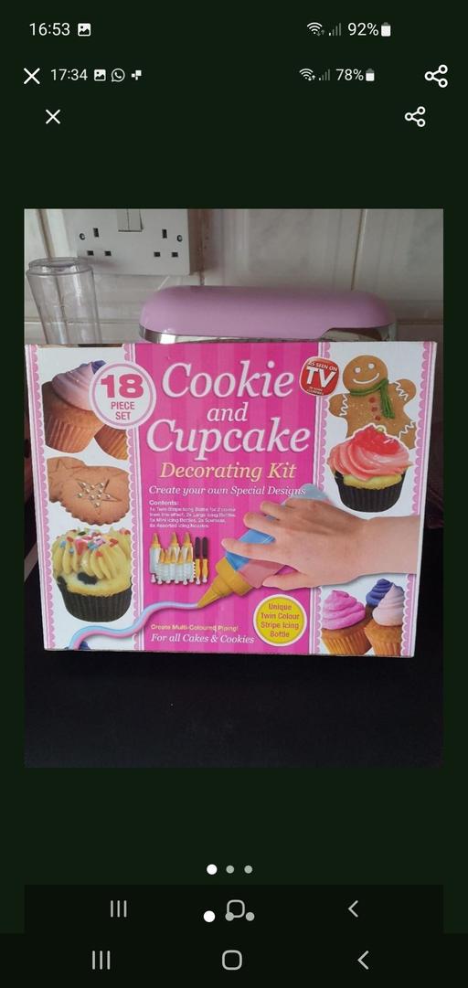  — 18 piece cookie & cupcake decorating kit NEW