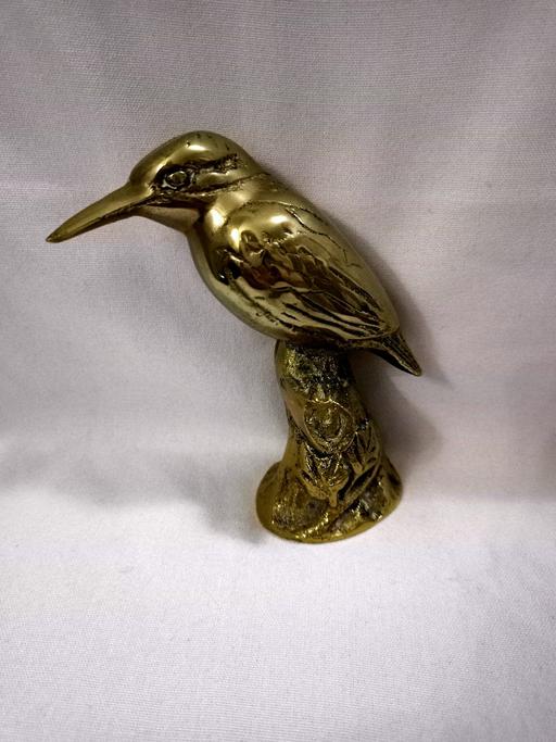  — VINTAGE SOLID BRASS KINGFISHER FIGURE.