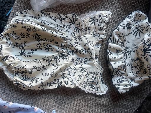 — Baby girls romper suit matching hat
