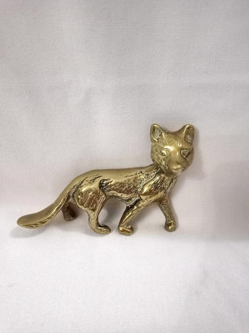  — VINTAGE SOLID BRASS FOX FIGURE.