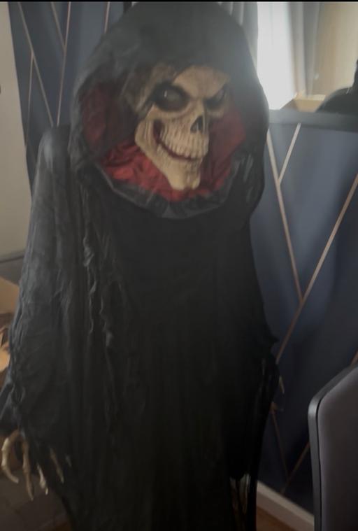  — 5ft 10 life size Rising Reaper Animitronic
