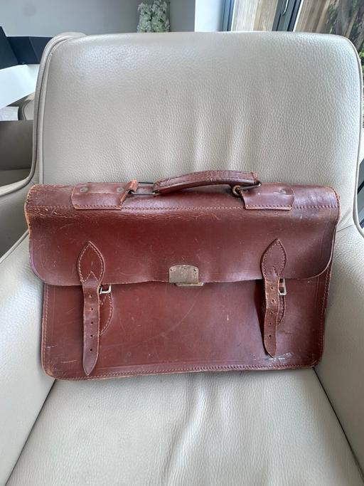  — Vintage bag
