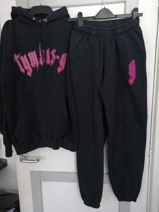  —  Hoody & Bottoms                             