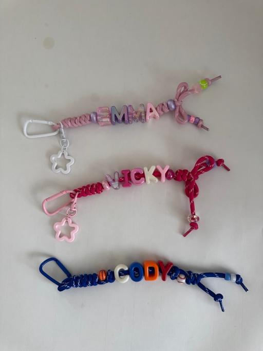  — Back to school/bag personalised keychains