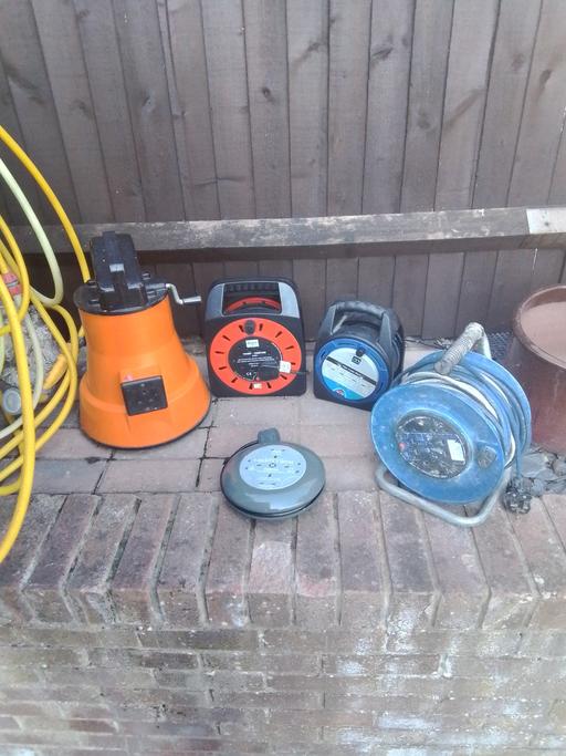  — extension leads job lot