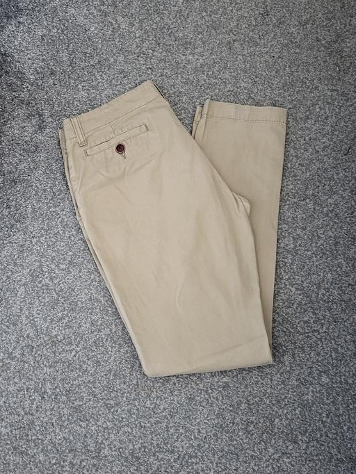  — Fat Face Women's Chino's