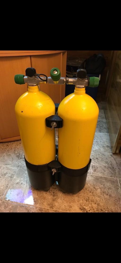  — Twin 12 dive cylinder