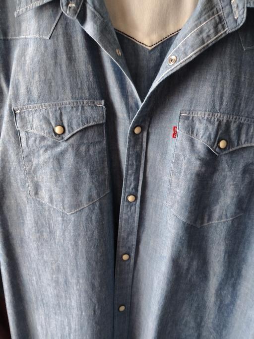  — Mens levis 2XL cotton shirt