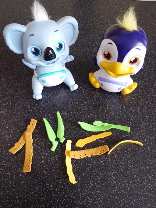  — 2 munchkins interactive toys