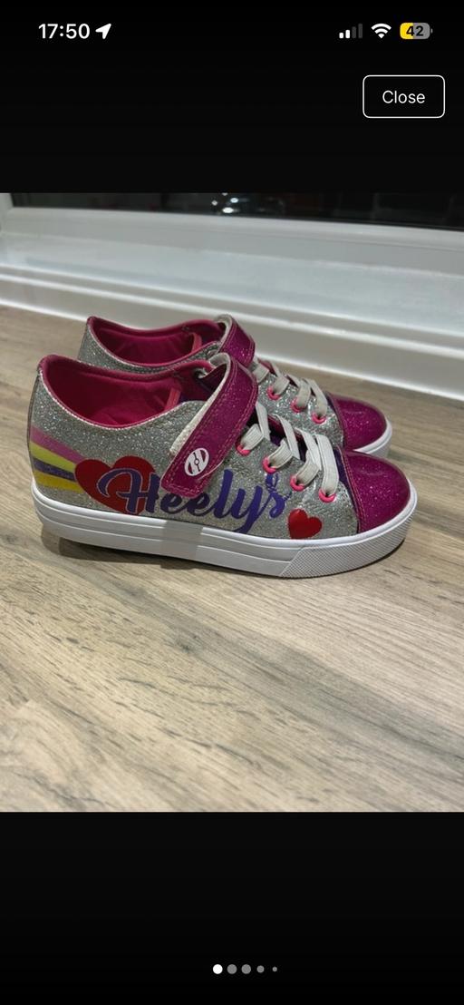  — Heelys
