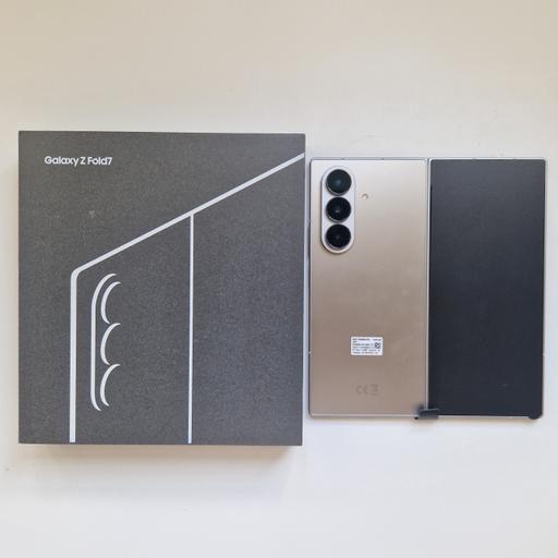  — Samsung Galaxy Z Fold 7 256GB Silver Shadow