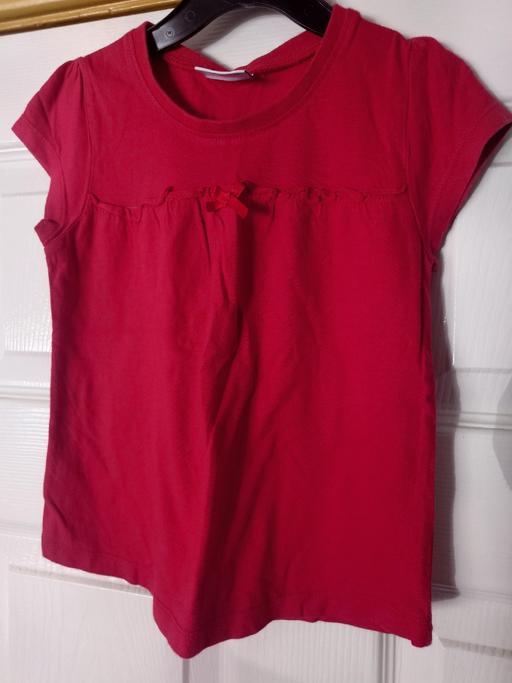  — Girls red top size 4-5 years