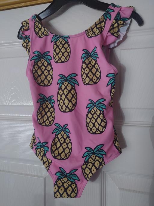 — Girls pineapple swimsuit size 4-5 years