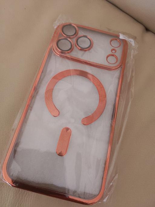  — iPhone covers