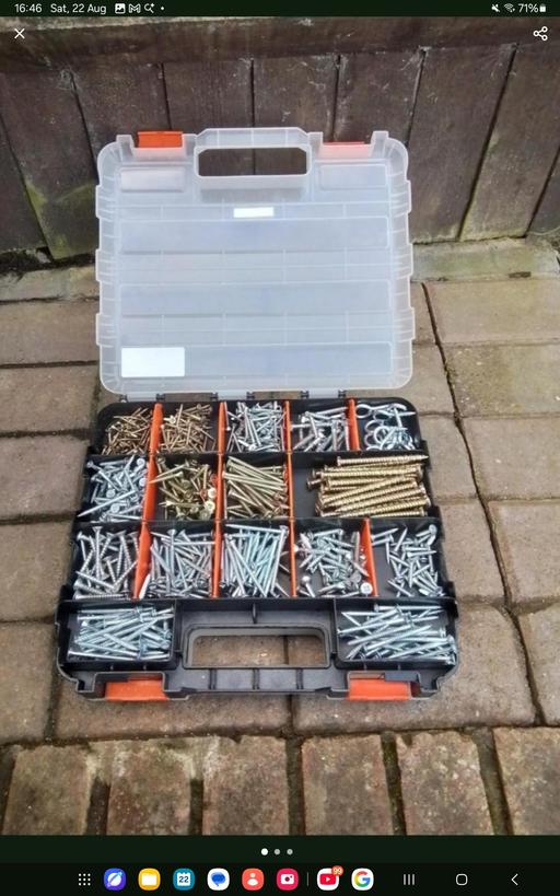  — Box of screws
