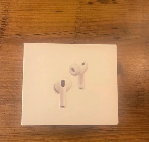  — AirPod pros 3