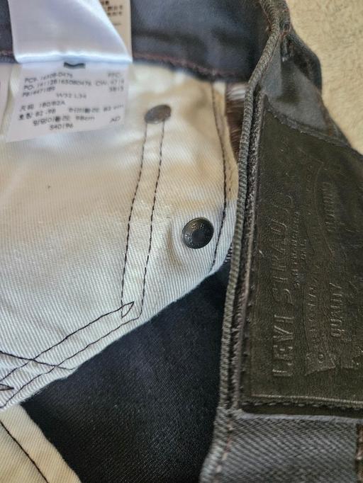  — levi,s jeans