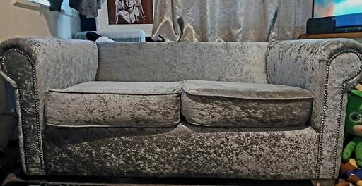  — 2 seater crush velvert