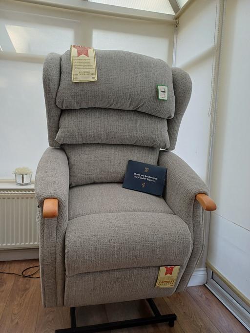  — hsl electric rise and recliner chair