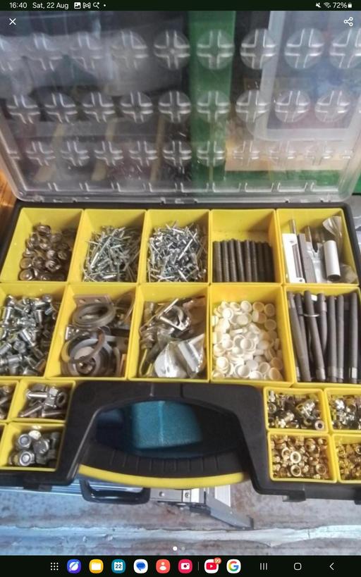  — screw box with screws