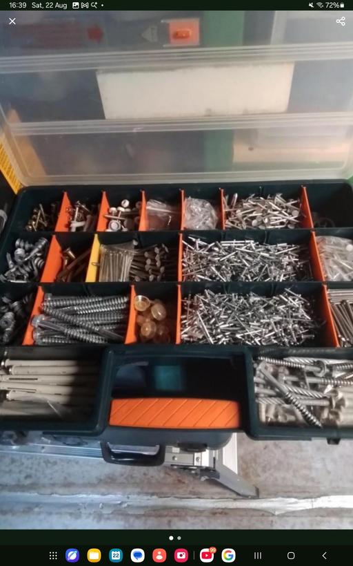  — screw box with screws