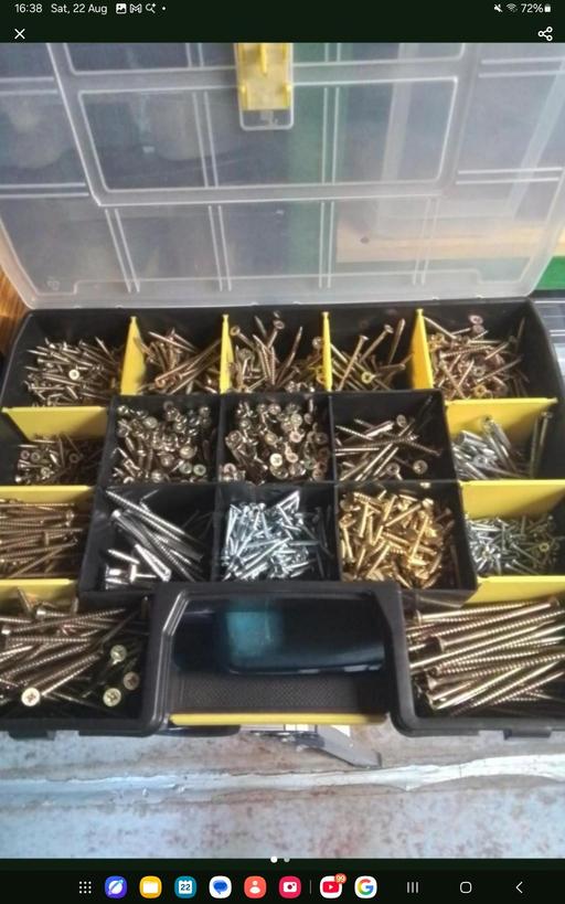  — screw box with screws