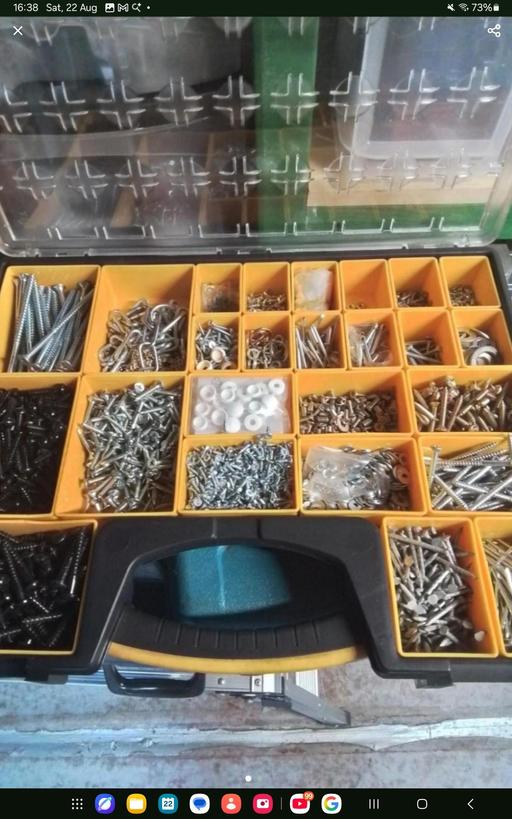  — screw box with screws