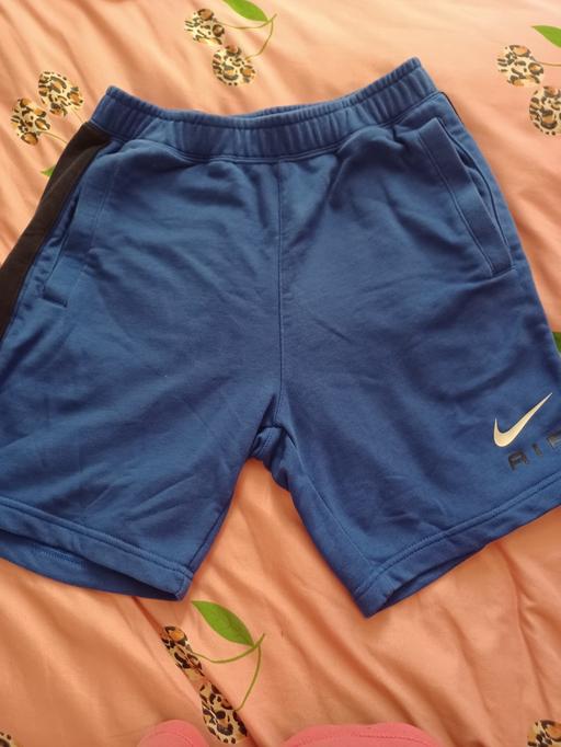  — Nike air shorts worn once small mens