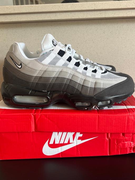  — Nike Air Max 95