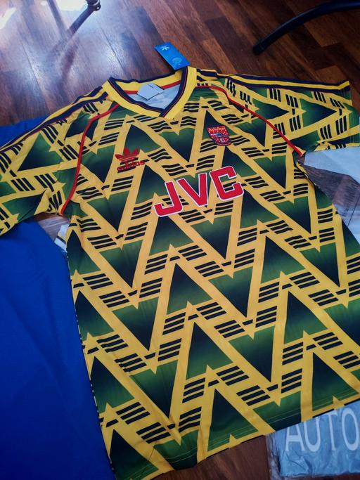  — rero arsenal jersey large