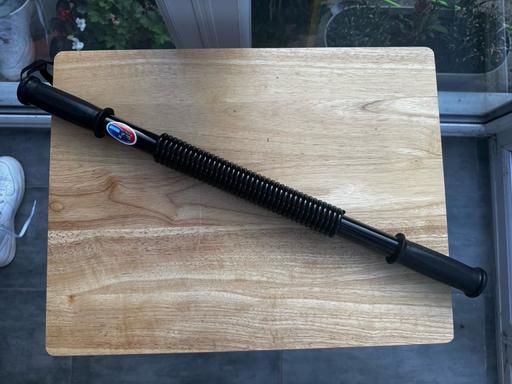  — Power twister 30 kg resistance bar