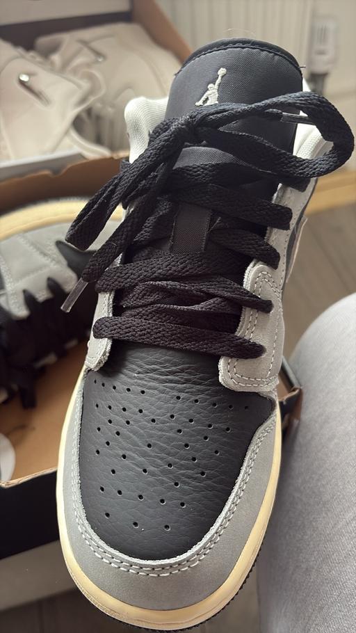  — Nike Jordan