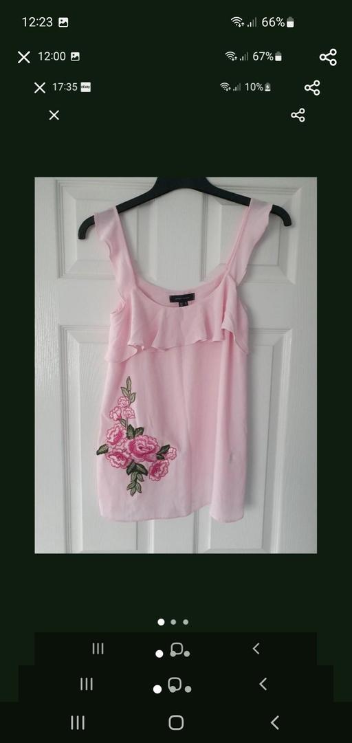  — ladies top