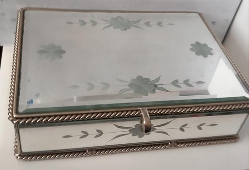  — Vintage Etched Mirror Jewelery Box