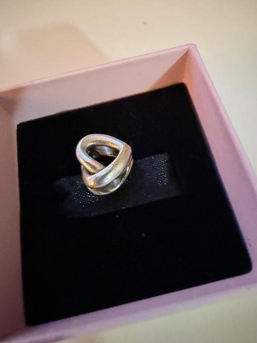  — Genuine Knotted heart Pandora charm