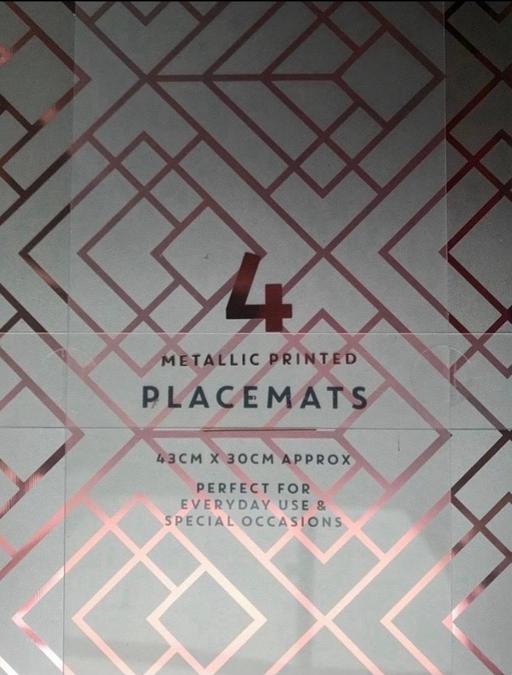  — Grey metallic rose gold placemats