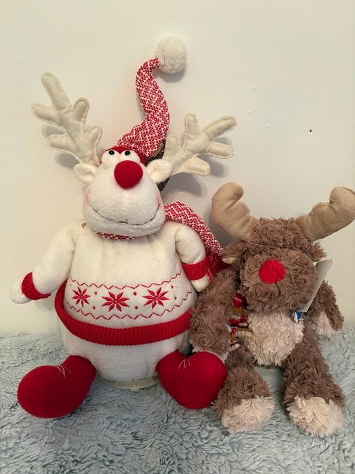  — 2 Christmas Reindeer Decorations