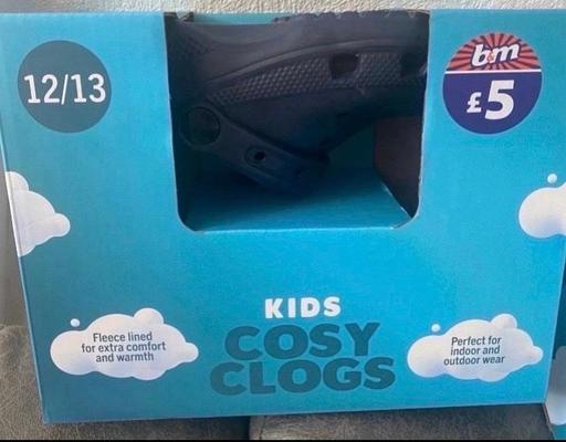  — Kids cosy clogs size 10-11, 12-13