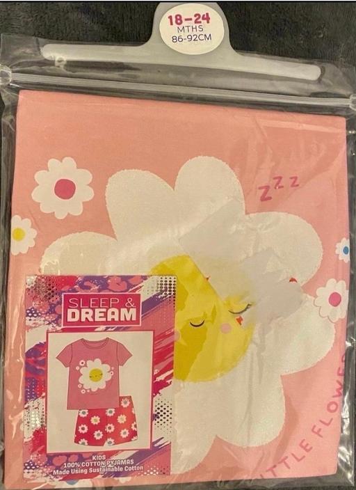  — Girls pyjamas age 18/24 months