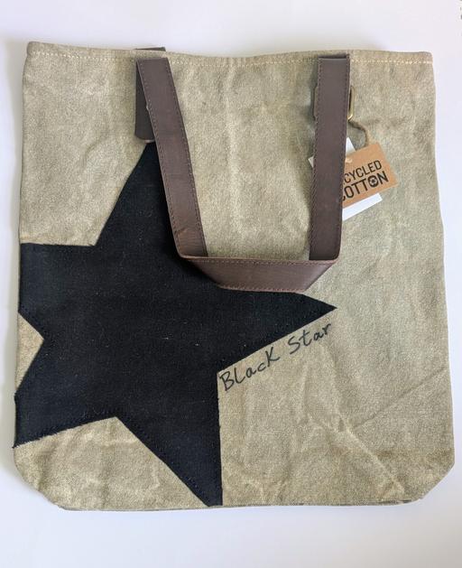  — Black Star Bag