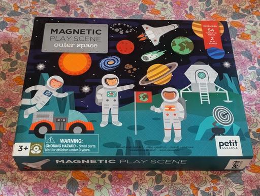  — Outer Space Magnetic Play Set