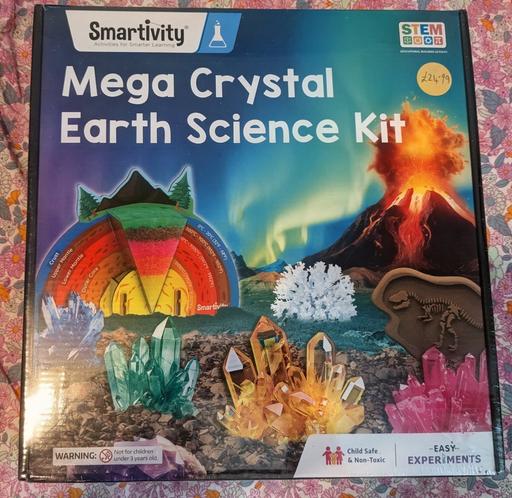  — Mega Crystal Earth Science kit
