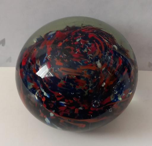  — vintage handmade art glass paperweight