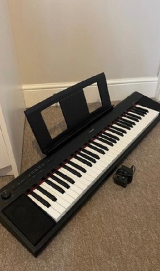  — Yahama piano