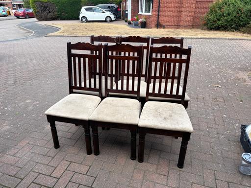  — Dining room set - extendable table, 6 chairs